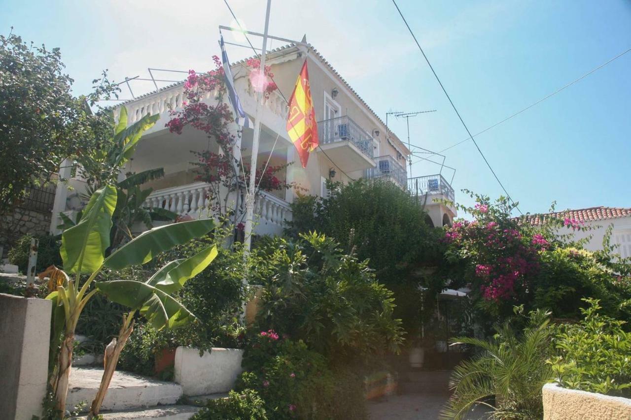 Apanemos, Return To Timeless Spetses Apartamento Exterior foto